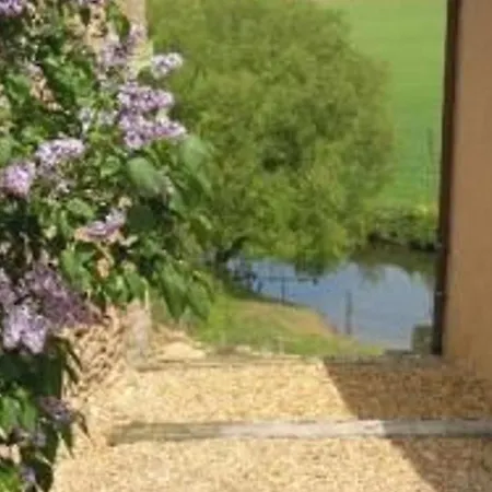 Charmante Maison Paysanne Renovee Avec Grand Terrain, Proche De La Riviere Et Du Village Medieval - Fr-1-410-162 * Asnieres-sur-Vegre