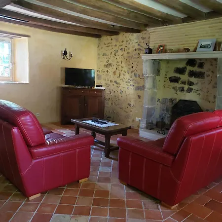 Charmante Maison Paysanne Renovee Avec Grand Terrain, Proche De La Riviere Et Du Village Medieval - Fr-1-410-162 بيت للعطل