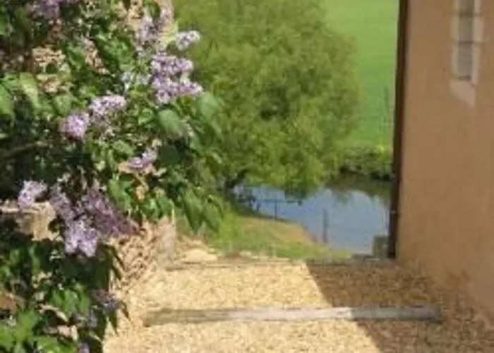 Charmante Maison Paysanne Renovee Avec Grand Terrain, Proche De La Riviere Et Du Village Medieval - Fr-1-410-162 * Asnières-sur-Vègre