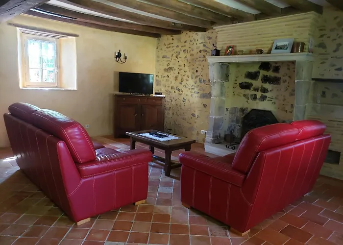 Charmante Maison Paysanne Renovee Avec Grand Terrain, Proche De La Riviere Et Du Village Medieval - Fr-1-410-162 Nyaraló